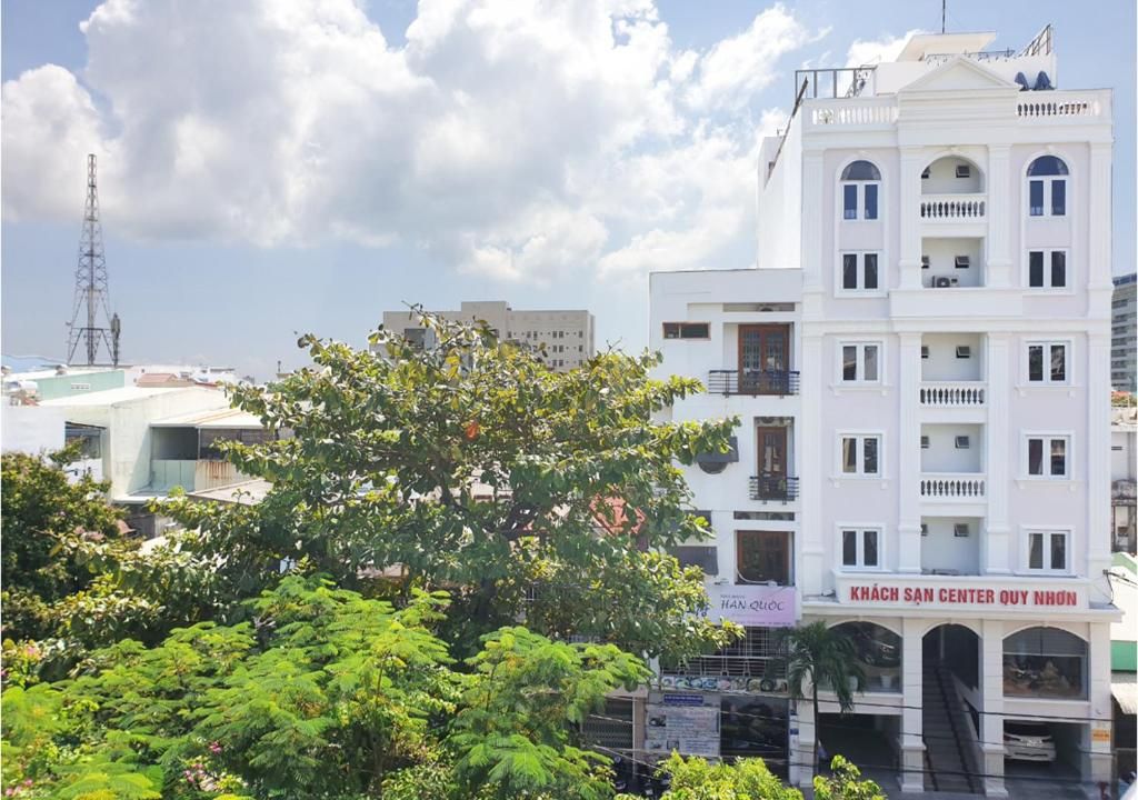 Khách sạn Center Quy Nhơn